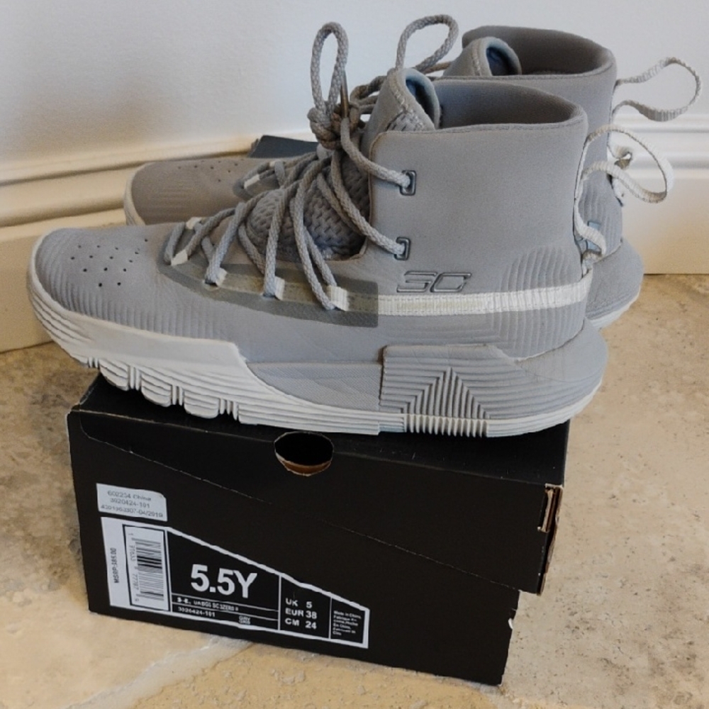 Under Armour Steph Curry Basketball shoes